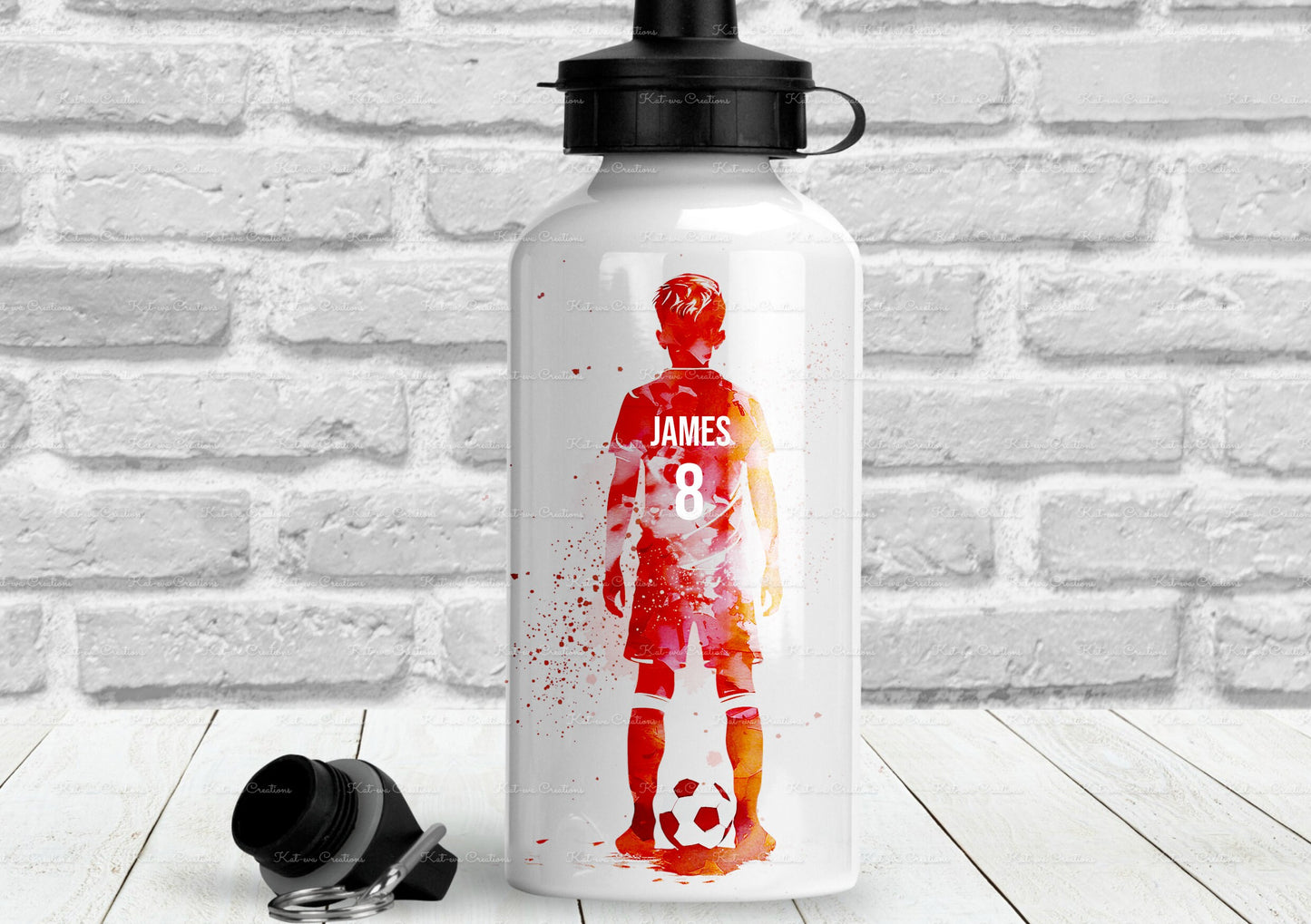 football bottle. Personalised football bottle. ideal christmas or birthday gift or for back to school. School bottle. Sports water bottle
