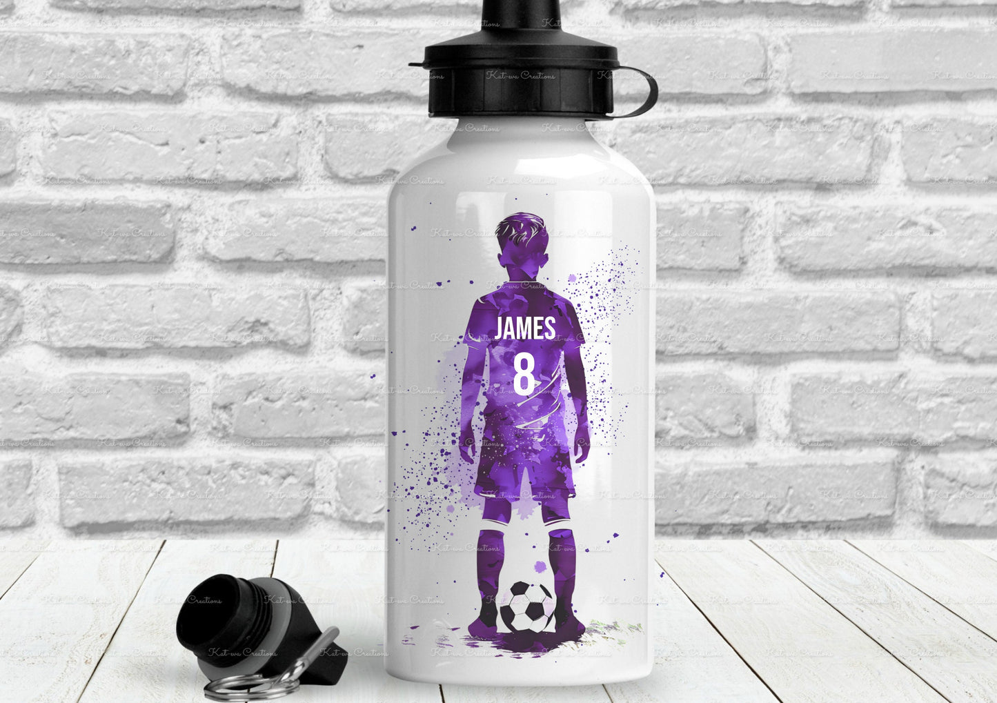 football bottle. Personalised football bottle. ideal christmas or birthday gift or for back to school. School bottle. Sports water bottle