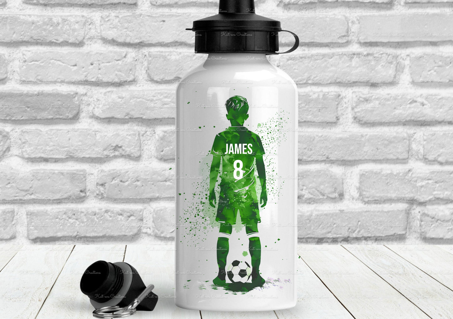football bottle. Personalised football bottle. ideal christmas or birthday gift or for back to school. School bottle. Sports water bottle
