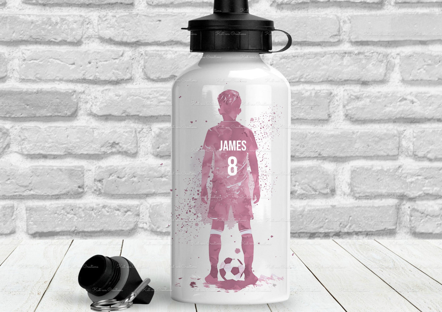 football bottle. Personalised football bottle. ideal christmas or birthday gift or for back to school. School bottle. Sports water bottle