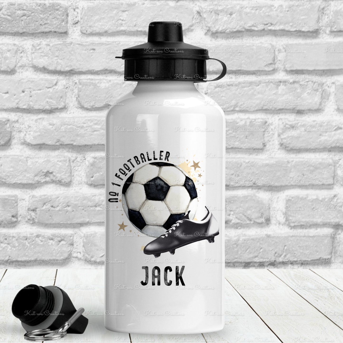 football bottle. Personalised football bottle. ideal christmas or birthday gift or for back to school. School bottle. Sports bottle