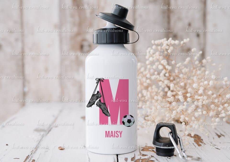 football bottle. Personalised football bottle. ideal christmas or birthday gift or for back to school. School bottle. Sports bottle