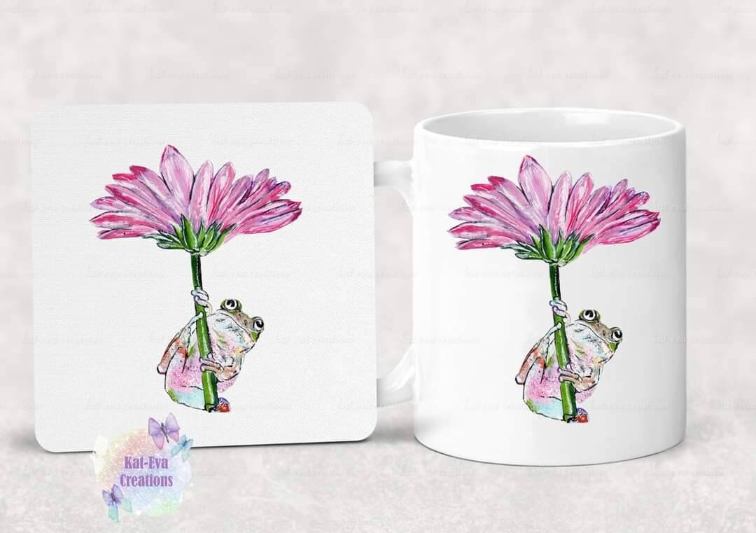 Watercolour frog mug, available with or without coaster. can be personalised.
